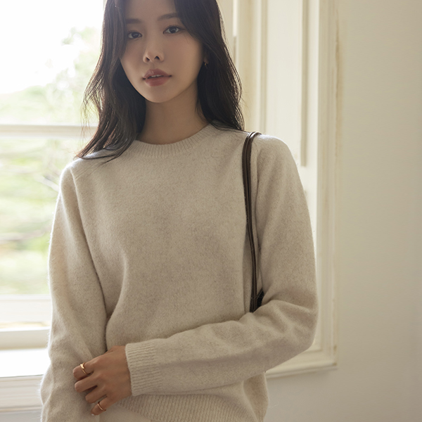 primium Raund neck Alpaca&메리노울 Knit