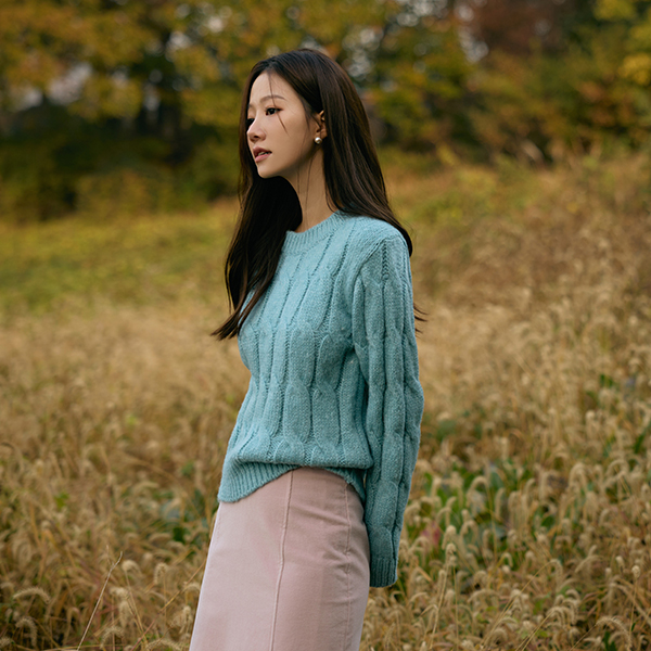 Romantic Color Cable Patterns Knit