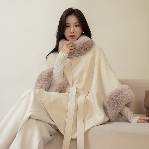 Elegance Fur Point loose fit Cape Cardigan