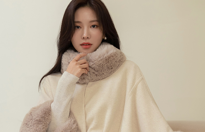 Elegance Fur Point loose fit Cape Cardigan