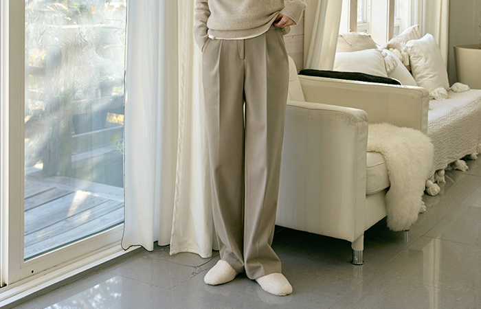 Cozy One Pintuck Semi- wide fit Slacks