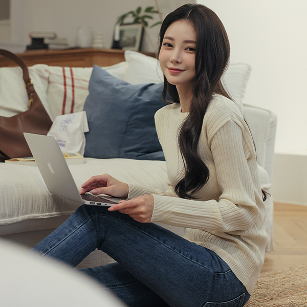 Basic Raund neck Corduroy Knit