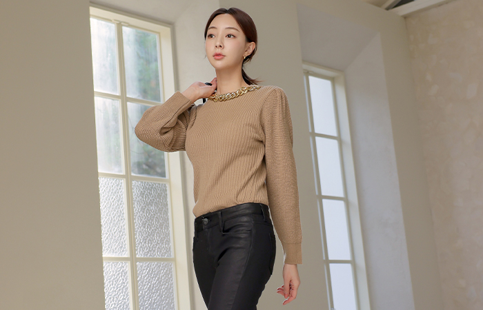 Bold Chain Puff Sleeves Knit Knit