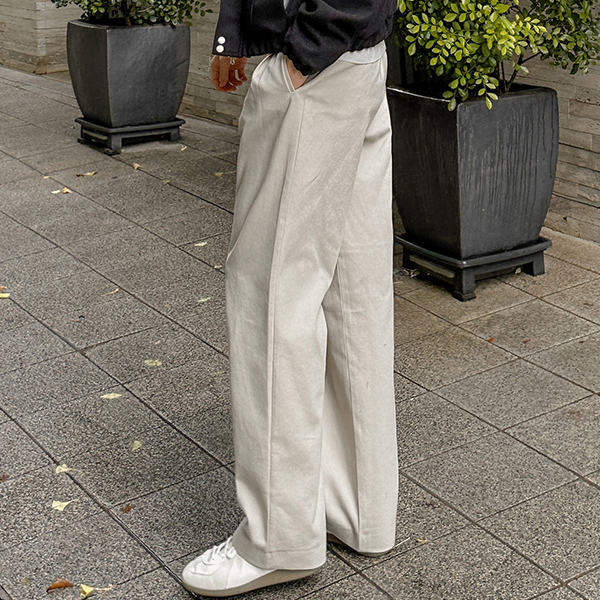 [HOMME] 로이츠 Cotton pintuck Wide The Back Banding Denim Pants