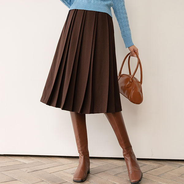 British Pleats Wool Middle Skirt