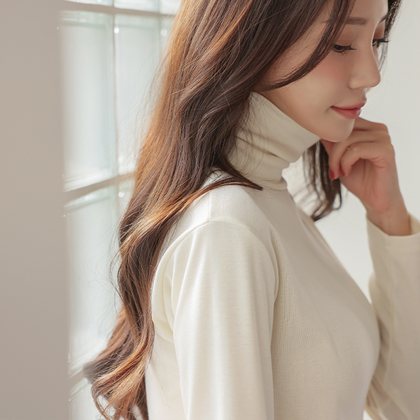 Cozy Daily Turtleneck T-shirt (napping lining)