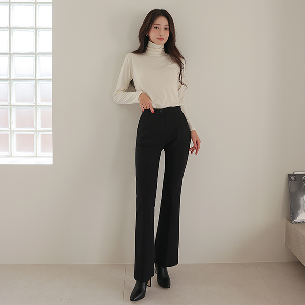 Black Slim Line Boot-Cut Tight Slacks (Mink Fur Lining)