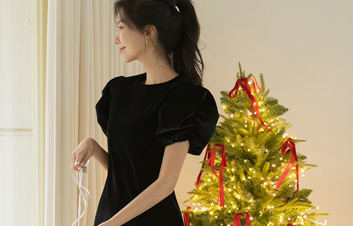 Holiday Shirring Puff Velvet Slim Fit Dress