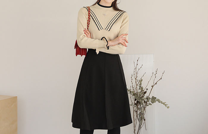 Pintuck Cutting A-line Wool Skirt