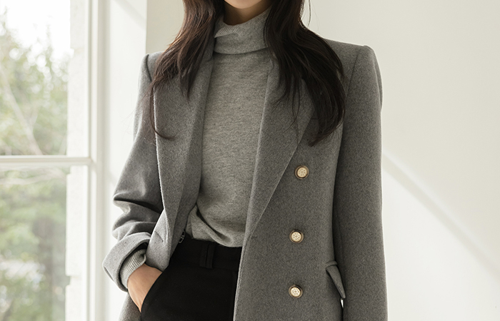 Classic Line Gold Button Slim Long Wool Coat