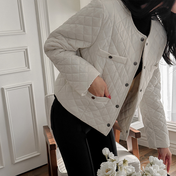 Daily Raund neck Diamond quilting Padding Jumper (4Ounce)