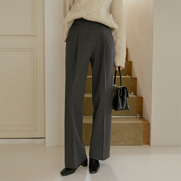 Chic wide fit Napping Back Banding Slacks