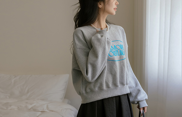 Embroidery Lettering Cozy Napping Crop MTM