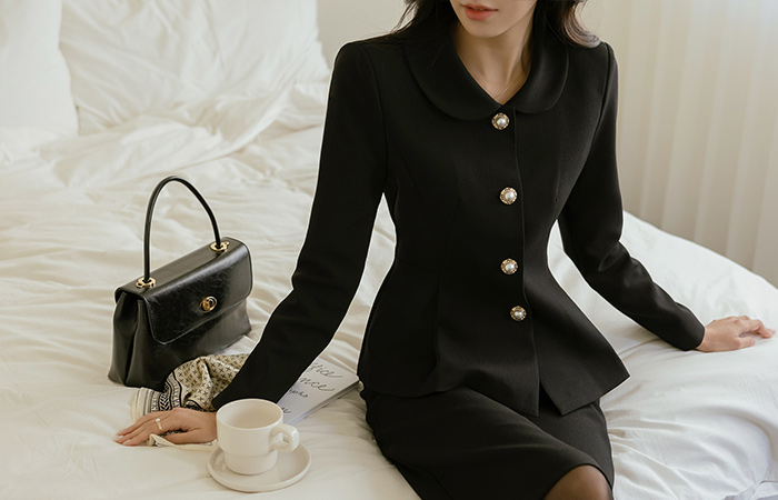 Round Collar Pearl Peplum Tweed Set-up Jacket