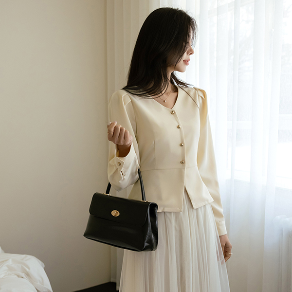 Loel Peplum Line Back Ribbon Blouse