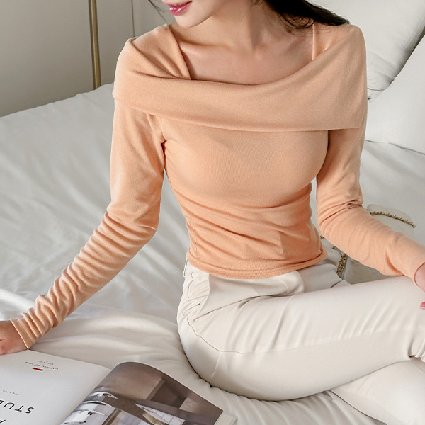 Daily Unbalance Off Shoulder Span T-shirt