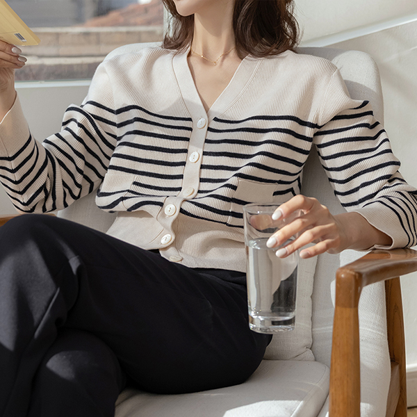 V-neck Stripe Pocket Wool Cardigan