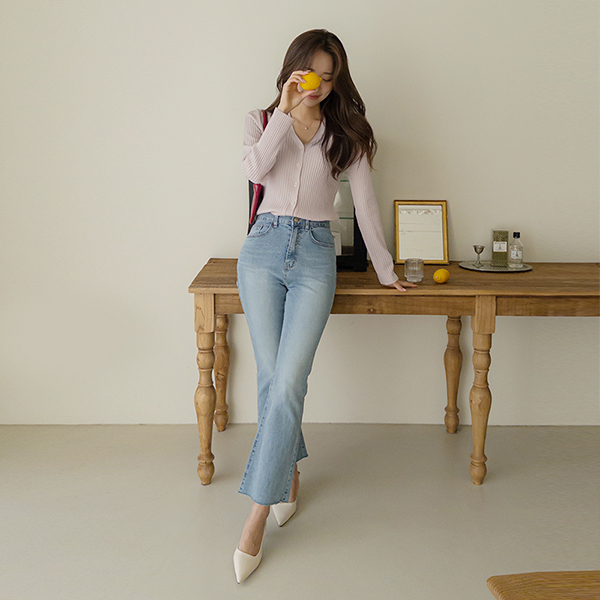 Mochi Tight 포토샵 Daily Boot-Cut Denim Pants