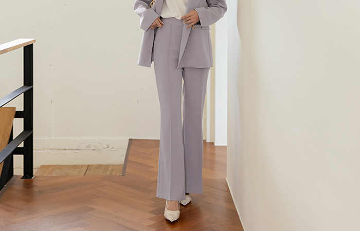 Grace unique Line Boot-Cut Set-up Slacks