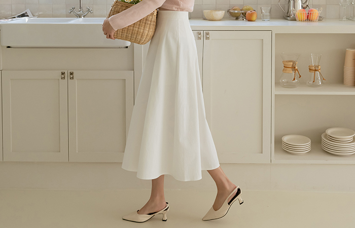 Double Pintuck A-line Cotton Long Skirt