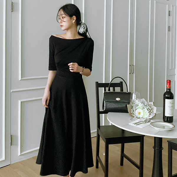 Unbalance Shirring Off Shoulder Span Flared Long Dress