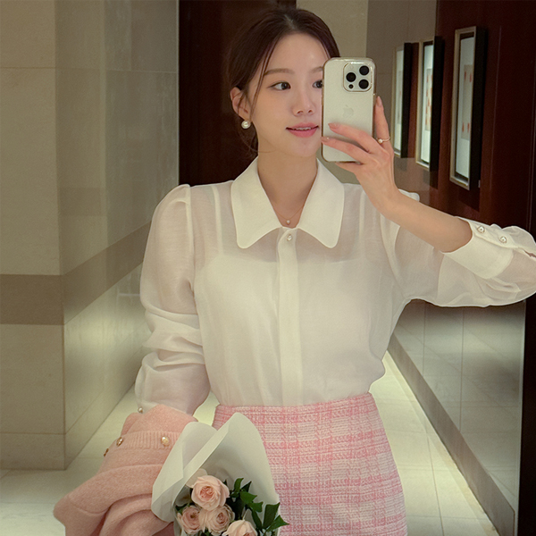 Tower Pearl Button See-through Puff Sleeves Blouse