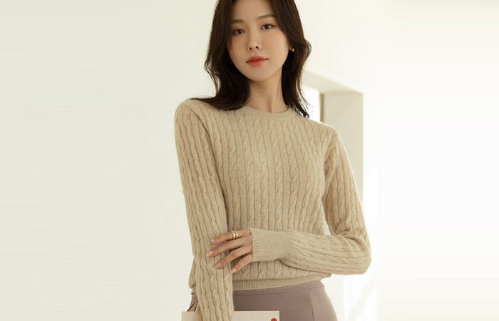 Every Day Real Fox&Wool Cable Knit