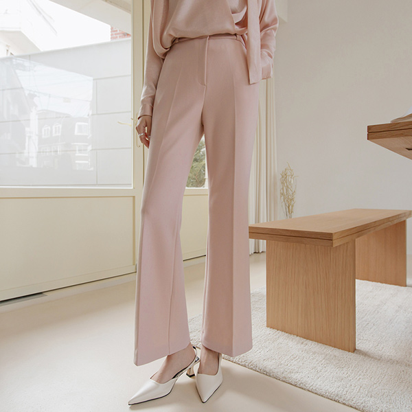 Long-legged Boot-Cut Span Slacks