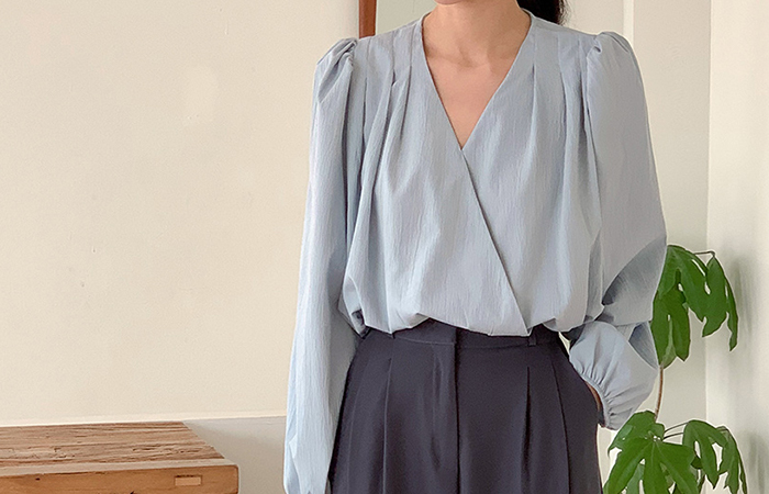 V-neck Wrap Pintuck Hems Banding Blouse