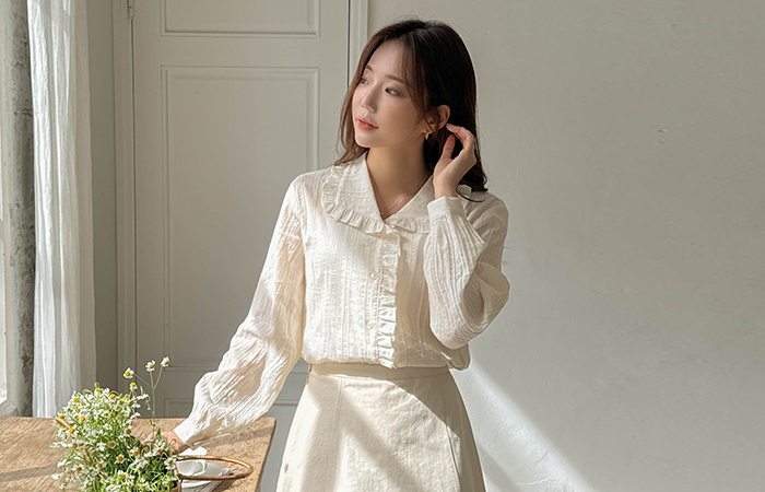 Romantic Frill Polo Cotton Blouse