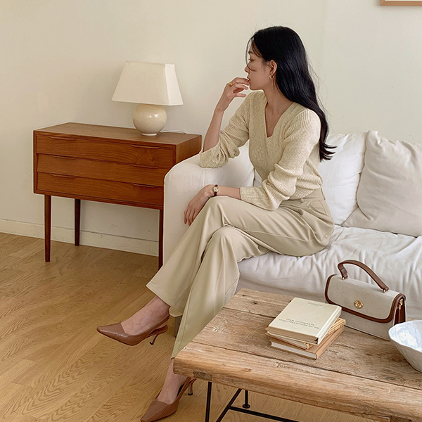 Pretty fit V-Neck Corduroy Knit