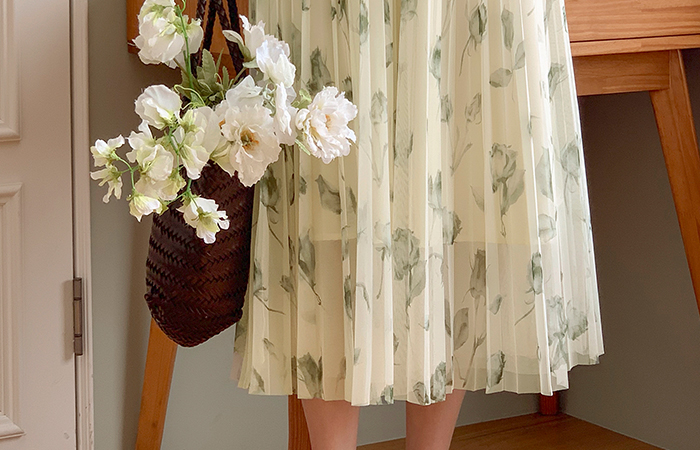 Soft Flower Pleats Chiffon Banding Long Skirt