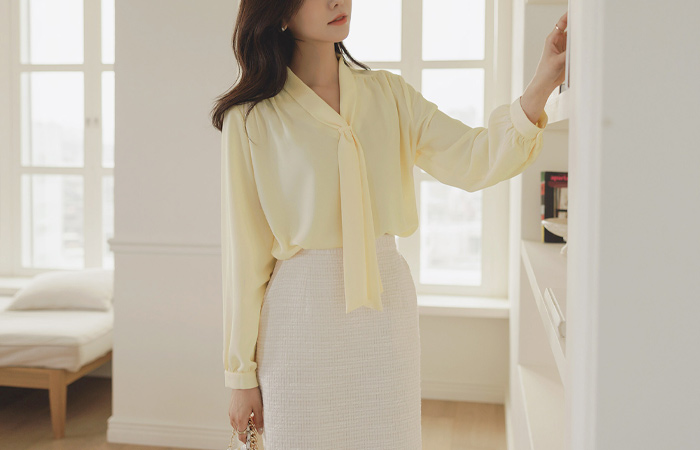 ODE Tie Point Shirring Blouse(Spring)