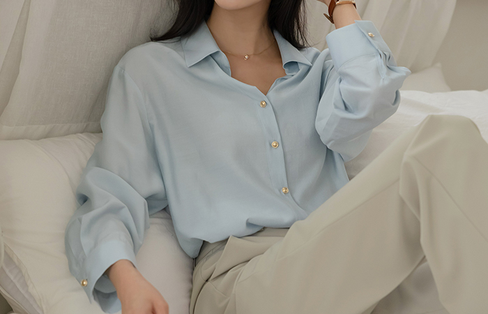 Open Collar Gold Button Skily Blouse