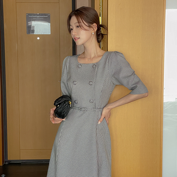 베라 Classic Double Button A-line Dress