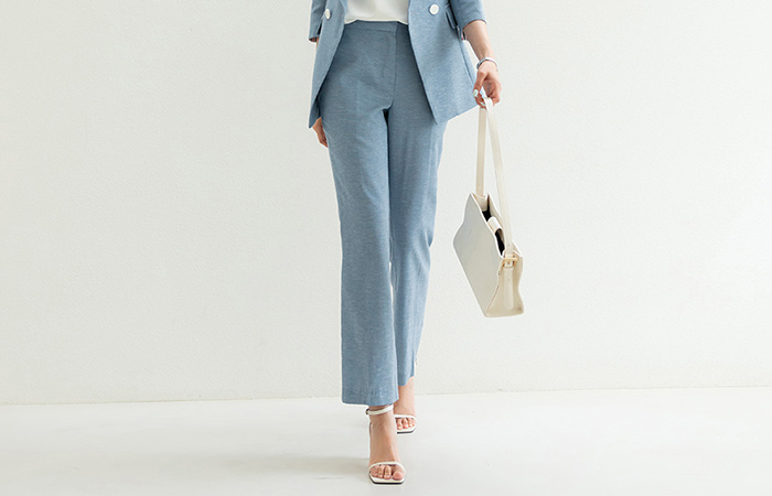 Sera Official Mood Boot-Cut Linen Slacks