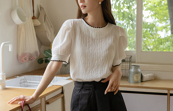 Waffle 조직 Puff Color Combination-line Blouse