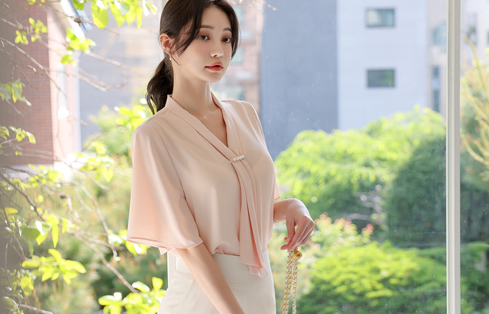 Classic Pearl Point Soft Tie Blouse(summer)