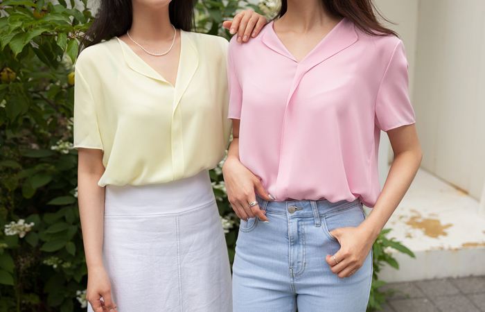 [O:neul] Light More comfortable! winter's Ruffle Blouse