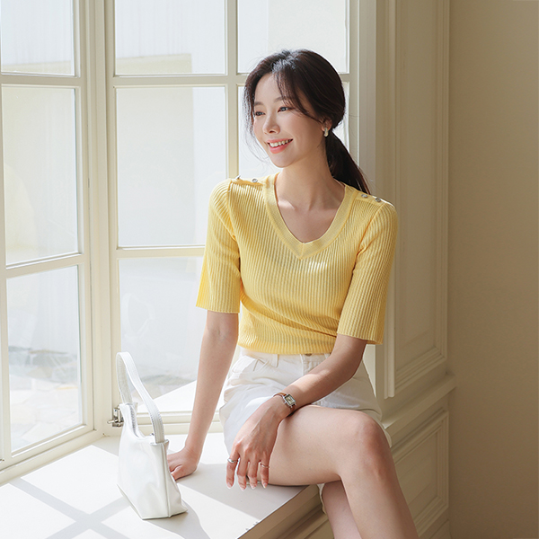 Shoulder Button Cooling Summer V-neck Knit