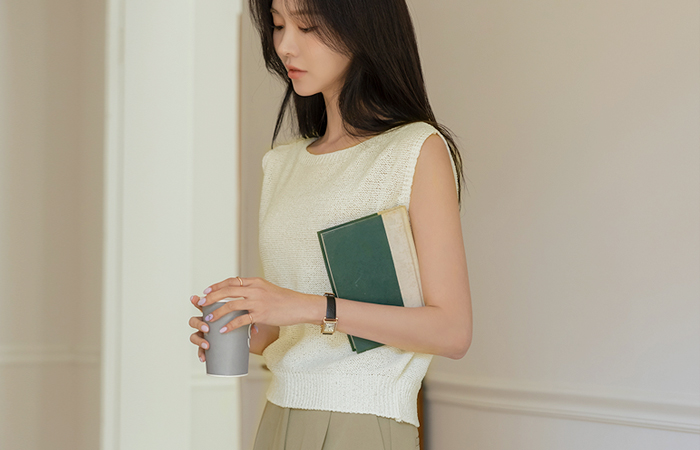 미운살 Cover Basic Sleeveless shirts Knit