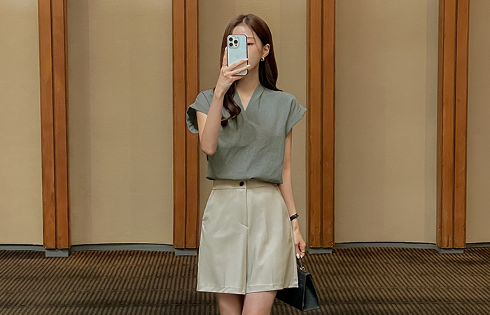 ODE V-neck Simple Cap-Sleeves Blouse