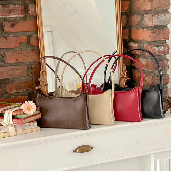 Modern Basic Leather Shoulder Bag