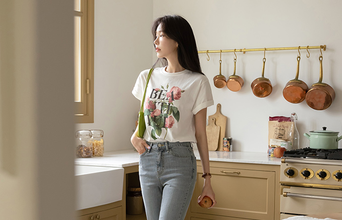 Flower Point Cotton T-shirt