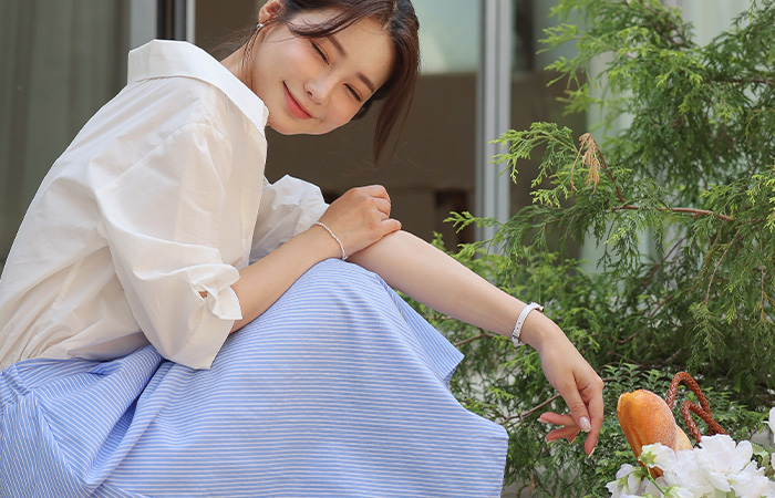 Pintuck The Back Banding Cotton Flared Skirt