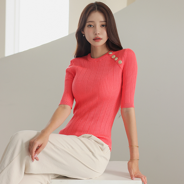 Diagonal Gold Button Slim Corduroy Knit