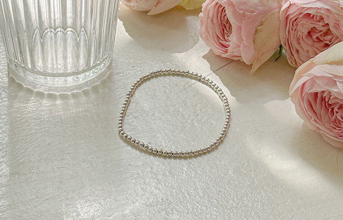 Simple Silver-Ball bracelet