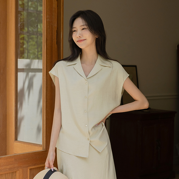 나나 Linen Cap-Sleeves Set-up Blouse