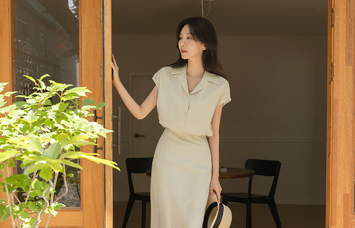 나나 Linen Cap-Sleeves Set-up Blouse