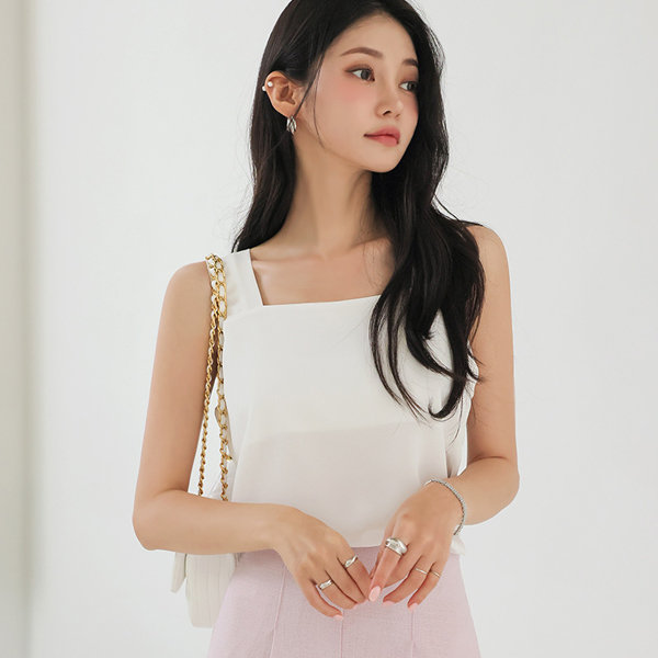 Basic Square Neck Sleeveless Blouse